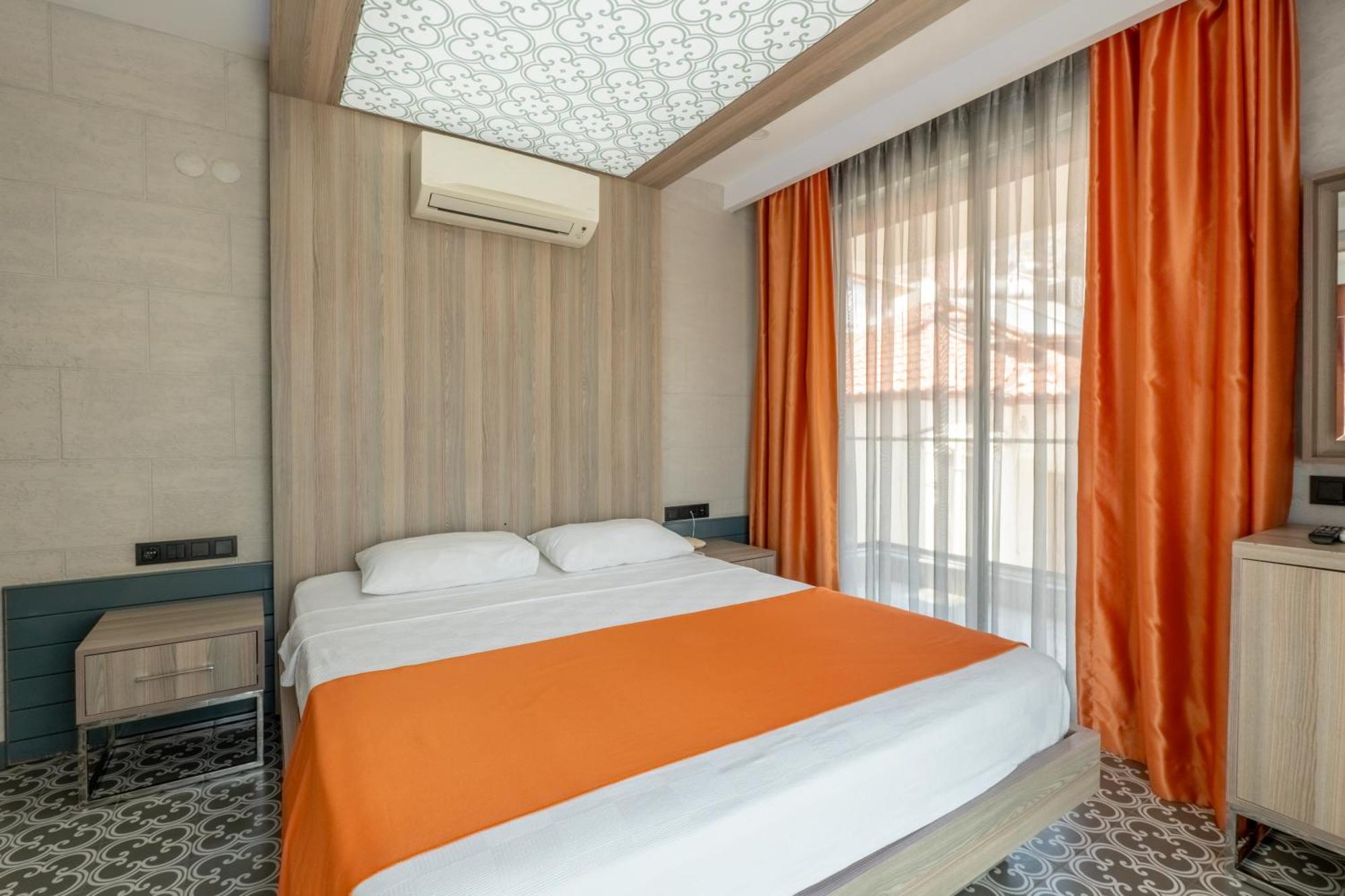 Erdem City Hotel Kaş Esterno foto