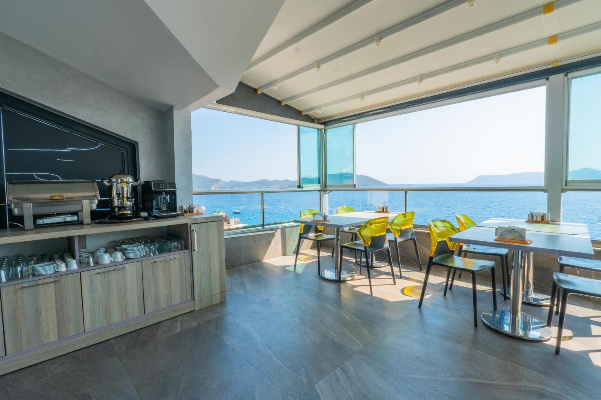 Erdem City Hotel Kaş Esterno foto